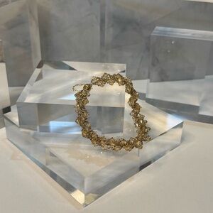 NWT Handmade Spiral Bracelet With Swarovski Crystals Magnetic Clasp (Golden)